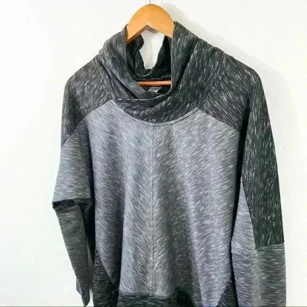 Te Verde space dyed sweatshirt - Picture 2 of 4